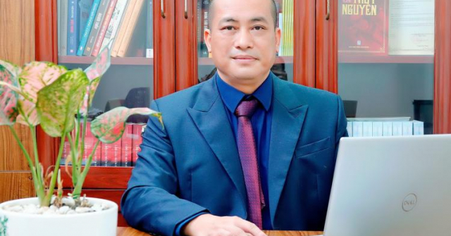 Nguyễn Xuân Tuấn – Người nặng tình với quê hương