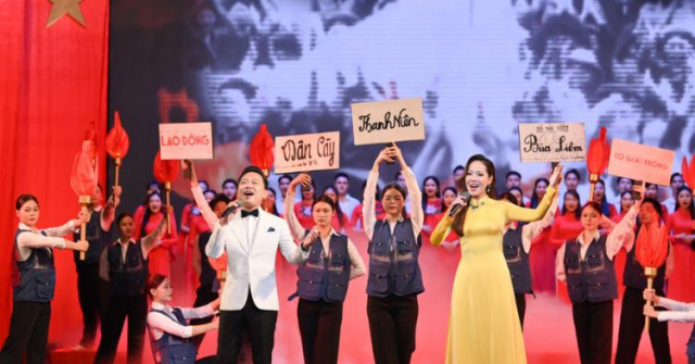 Lòng sông gương sáng bụi không mờ (Suy nghĩ về sứ mệnh văn hóa của nhà văn trong kỷ nguyên vươn mình của dân tộc)