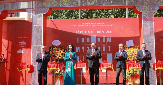 Một thế kỷ phát triển rực rỡ của nền mỹ thuật hiện đại Việt Nam qua sáng tác của nhiều thế hệ