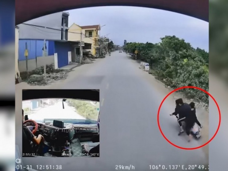 Clip: Thót tim 3 thiếu niên ngã ngay trước đầu ô tô, thoát chết trong gang tấc