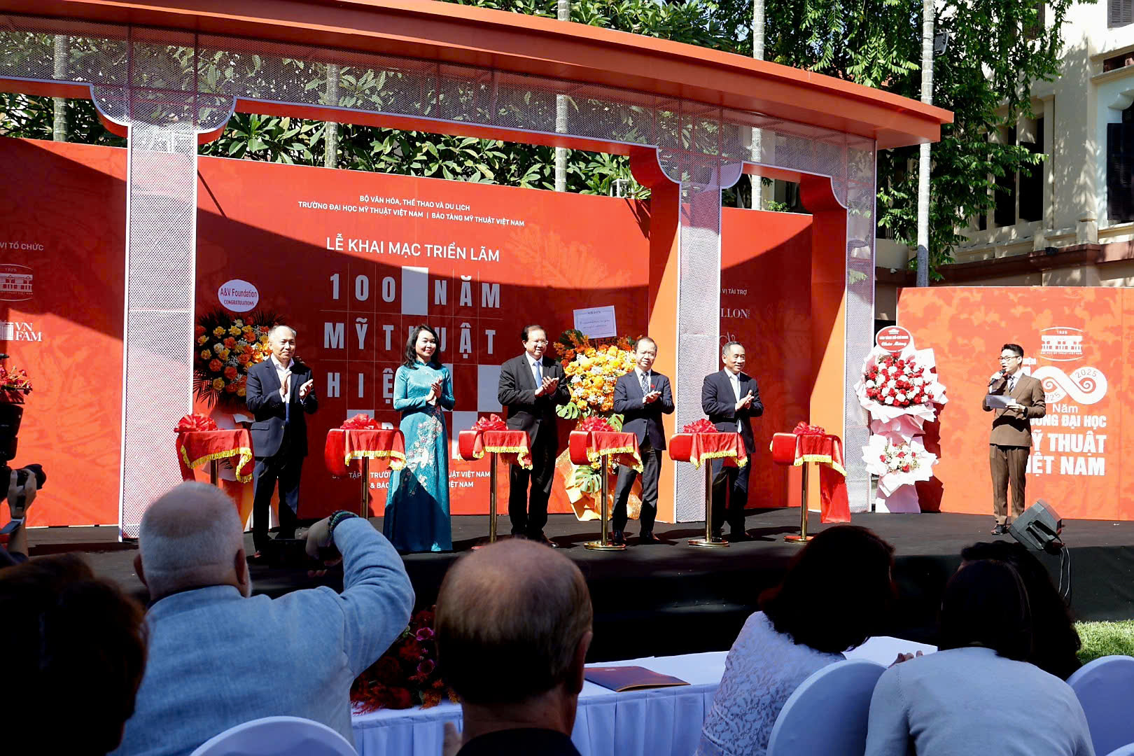 Một thế kỷ phát triển rực rỡ của nền mỹ thuật hiện đại Việt Nam qua sáng tác của nhiều thế hệ - 6