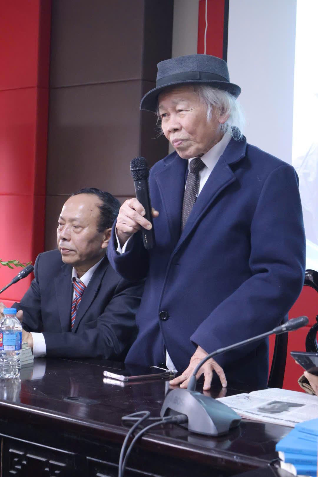 Hành trình nói thật bằng thơ của Đỗ Quảng - 3