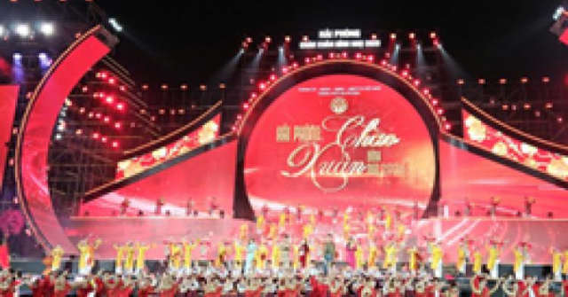 Hải Phòng: Rực rỡ đêm nghệ thuật ngoài trời chào đón năm mới 2026