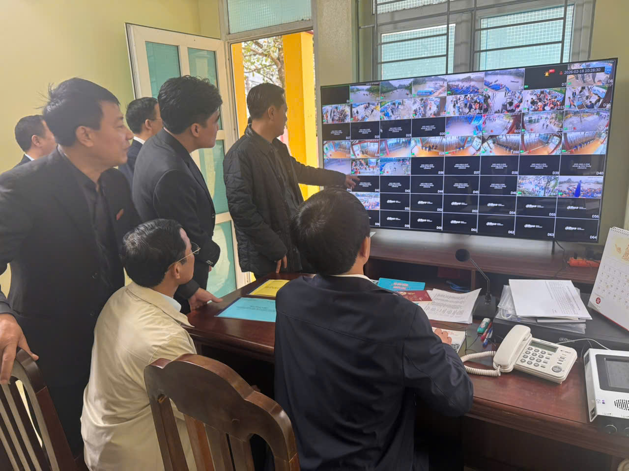 Hệ thống camera AI và thiết bị flycam được vận hành để đảm bảo an ninh, an toàn tại Lễ hội Du lịch Chùa Hương 2026 - 4