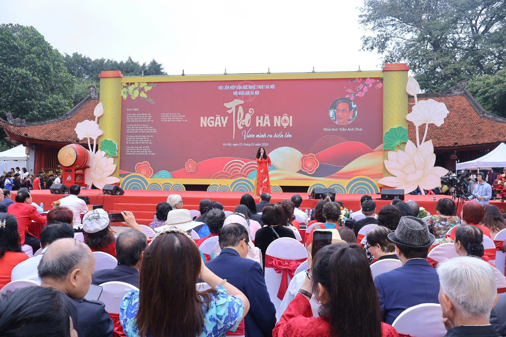 Ngày Thơ Hà Nội 2026: Khát vọng vươn mình ra biển lớn bằng sức bật của thi ca - 8