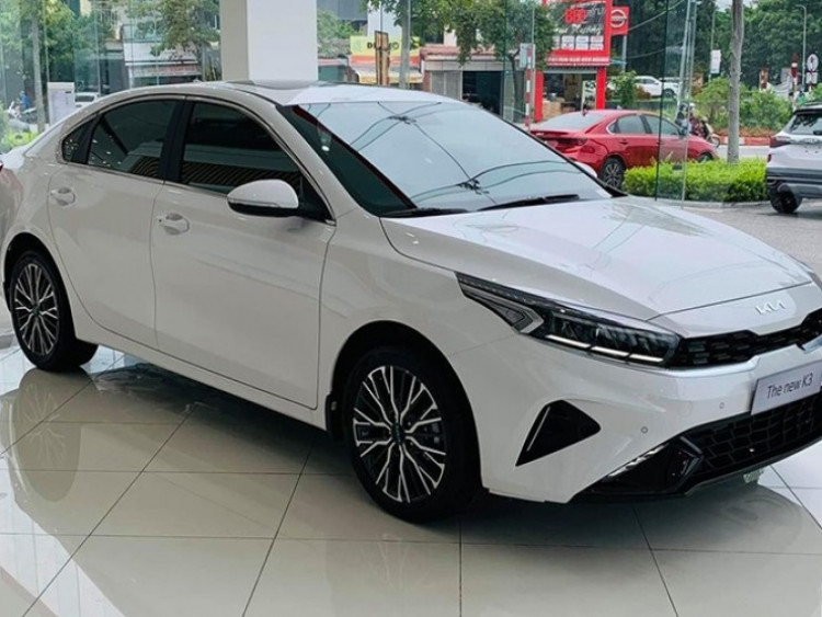 KIA loại bỏ một số phiên bản trên dòng xe K3 tại Việt Nam