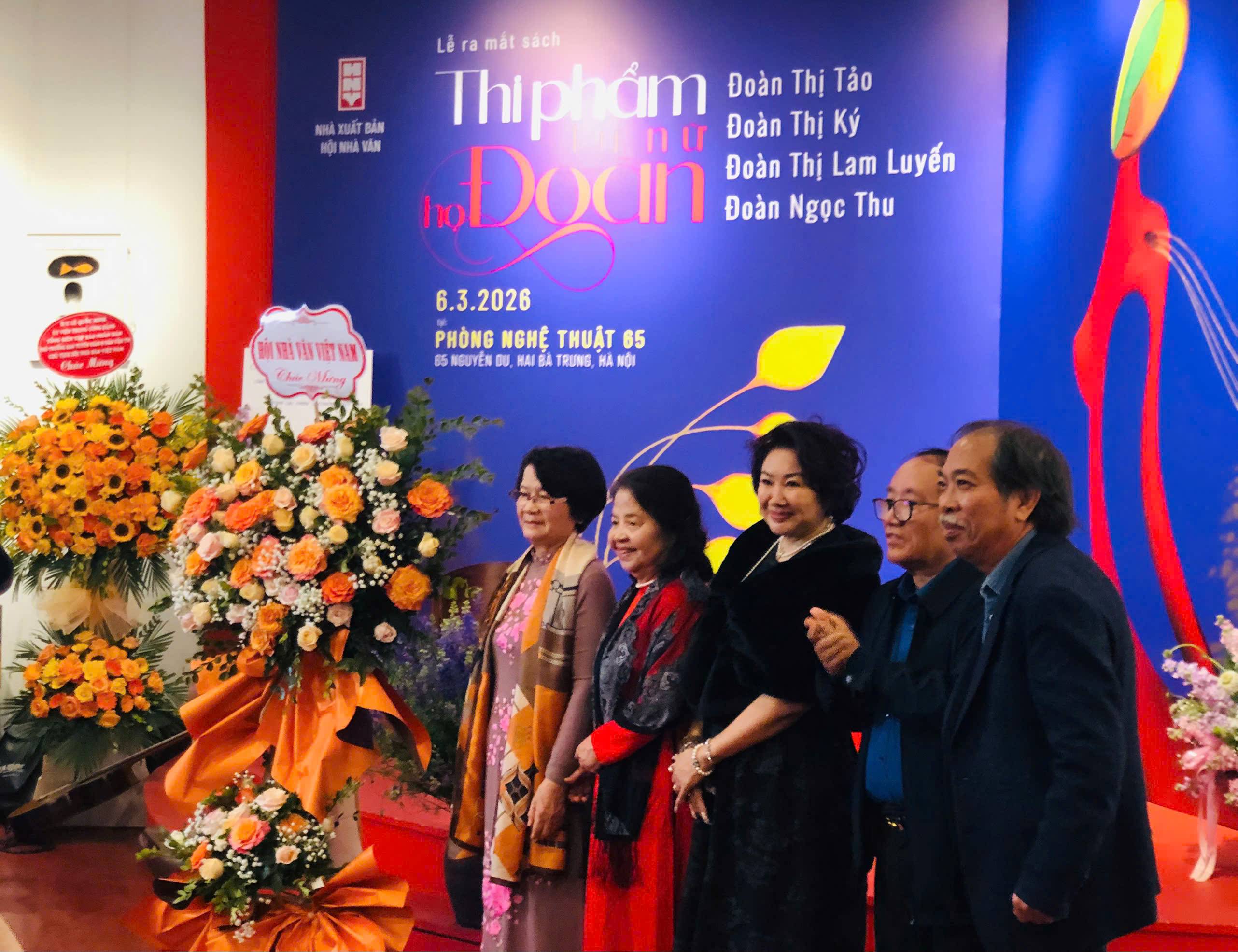 Cuộc hội ngộ của những nữ sĩ họ Đoàn trong thi ca - 4