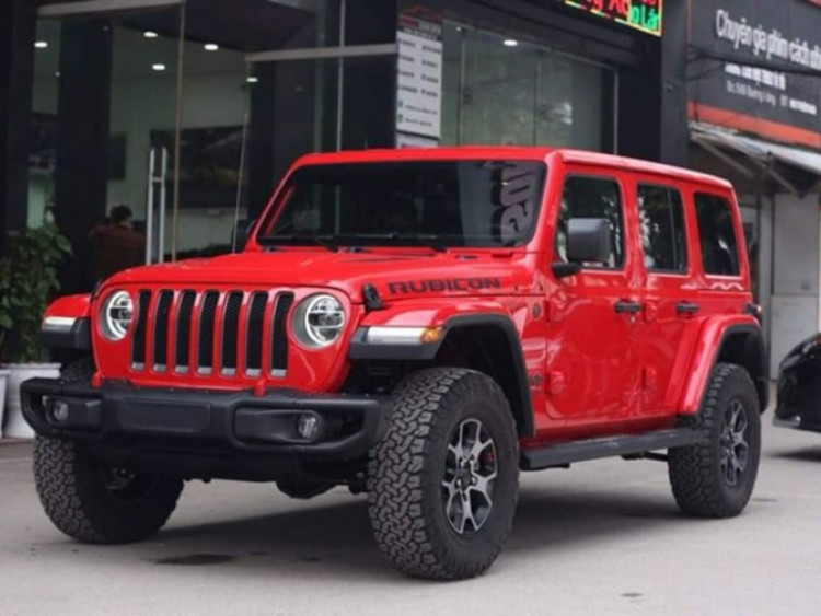 Jeep triệu hồi Gladiator và Wrangler do lỗi đèn cảnh báo động cơ tại Việt Nam