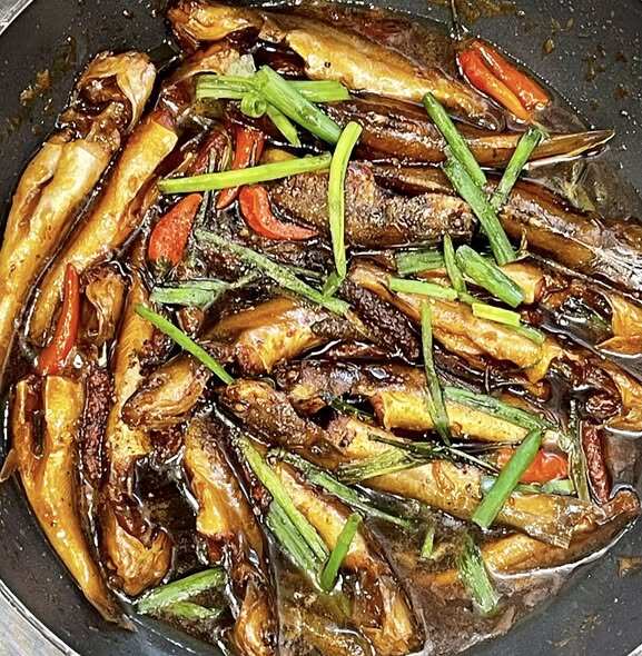 Thân Thúy Hà khoe cơm trưa làm dân mạng "rớt nước miếng", đến bữa cỗ cúng ba ai nhìn cũng xúc động - 5