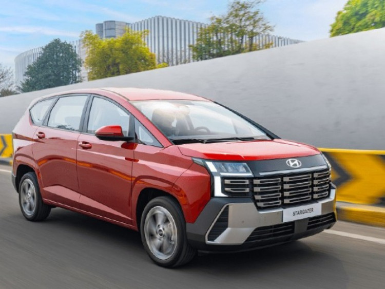 Hyundai Stargazer phiên bản nâng cấp, giá 569 triệu đồng