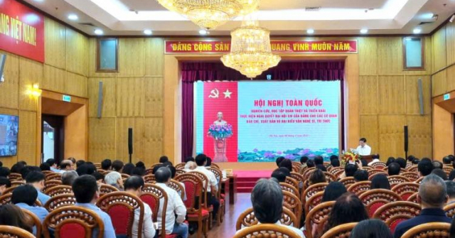 Quán triệt và triển khai Nghị quyết Đại hội XIV của Đảng cho các cơ quan báo chí, xuất bản và đại biểu văn nghệ sĩ, trí thức