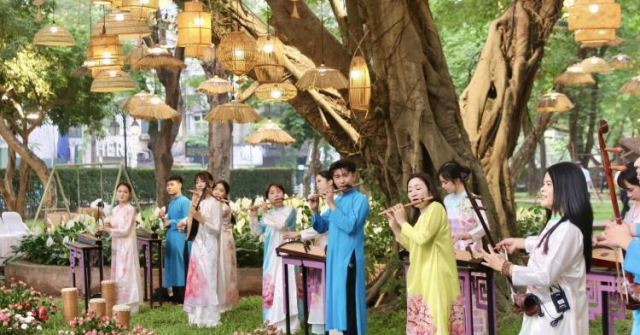 Đánh thức di sản qua chương trình “Vườn Ánh Sáng”