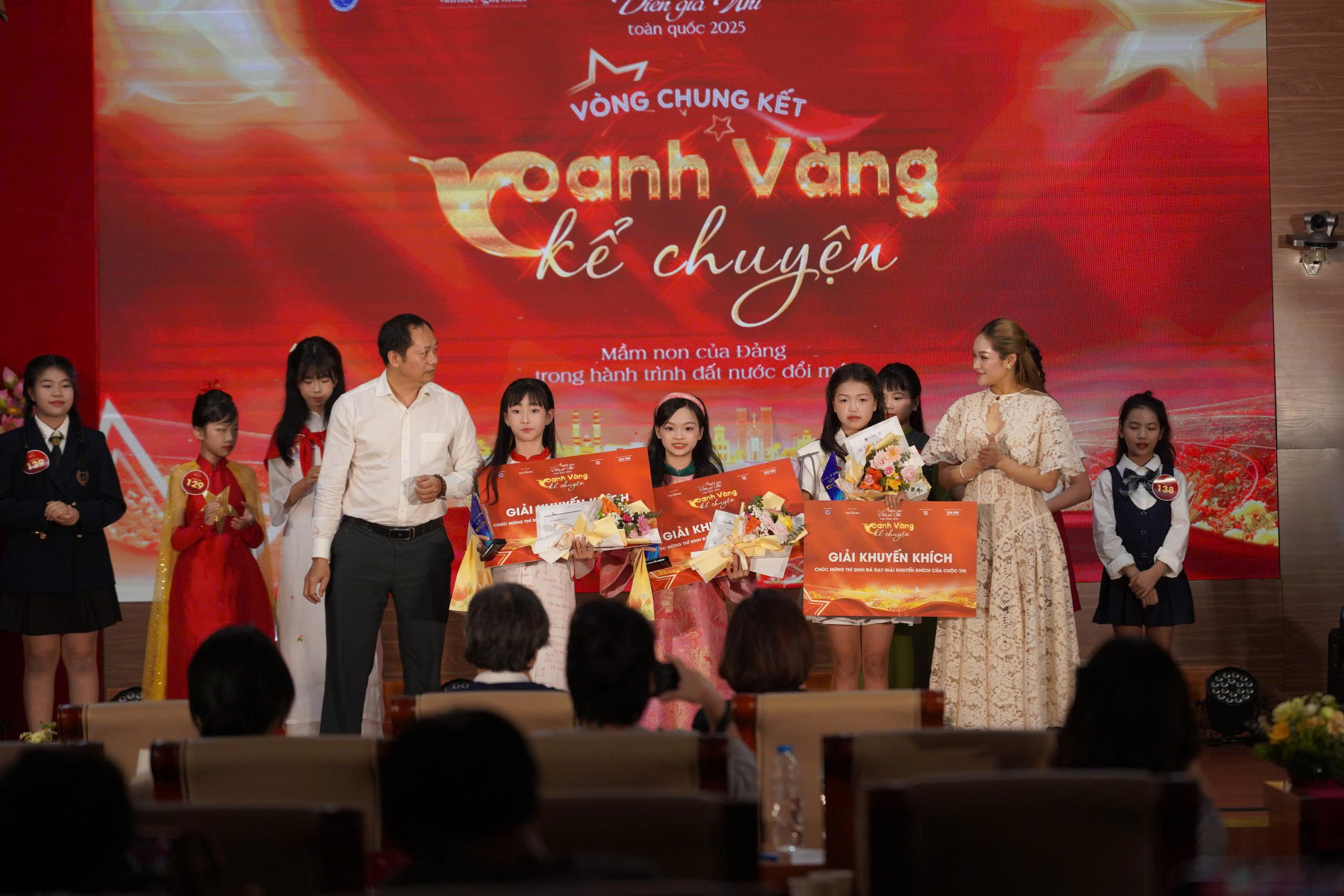 Chắp cánh cho những tài năng diễn giả nhí qua cuộc thi “Oanh Vàng Kể Chuyện” năm 2025 - 6