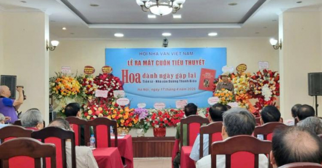 “Hoa dành ngày gặp lại”: Hành trình chuyển hóa hiện thực pháp lý thành văn chương