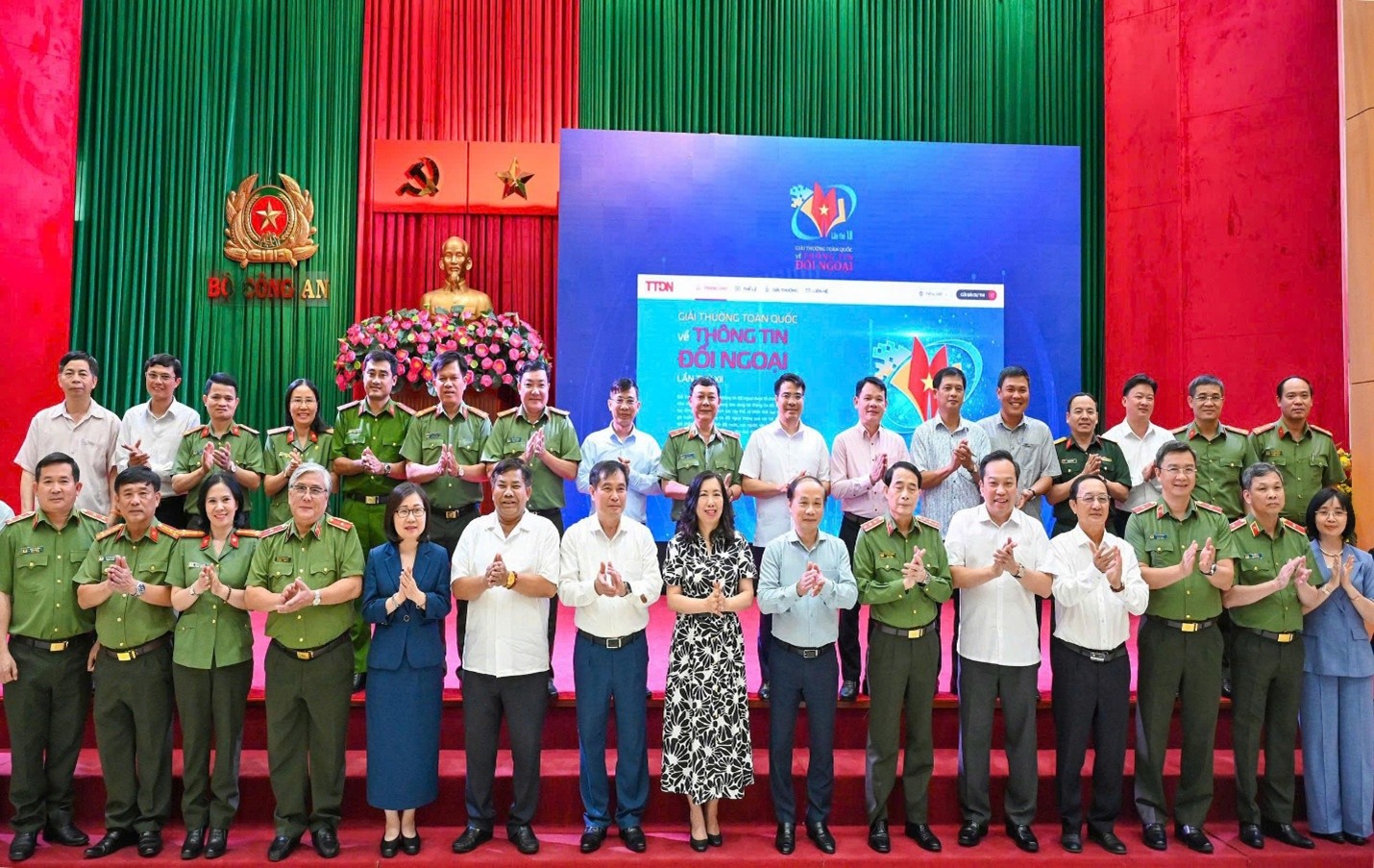 Phát động Giải thưởng toàn quốc về Thông tin đối ngoại Lần thứ 12 - 3