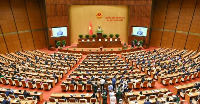 Kết luận của Bộ Chính trị về định hướng lập pháp nhiệm kỳ Quốc hội khóa XVI