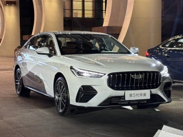 Geely trình làng mẫu sedan siêu tiết kiệm nhiên liệu, giá từ 230 triệu đồng