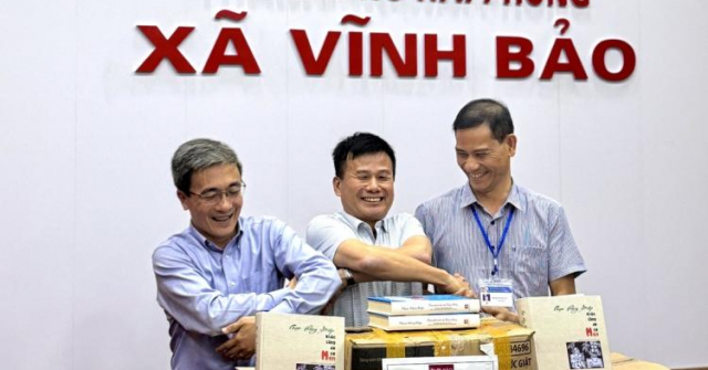 Bình về “Cuộc phiêu du của Chép Hồng”