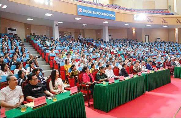 Triển lãm mỹ thuật giao lưu quốc tế Việt Nam - Hàn Quốc: Kết nối “Dòng chảy văn hóa” - 2