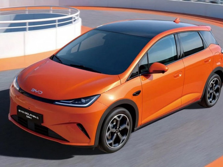 Vừa mở bán tại Việt Nam, BYD Dolphin đã có thêm bản hybrid chạy tới 1.000 km