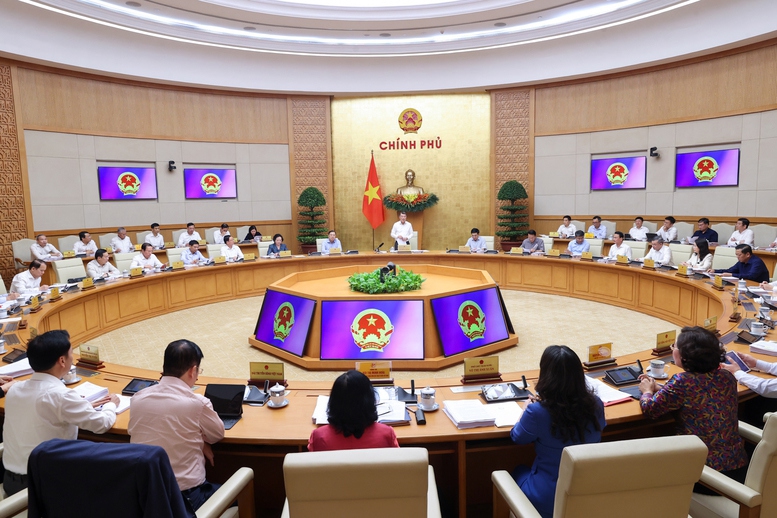 Khẩn trương, quyết liệt triển khai hiệu quả Nghị quyết số 80 của Bộ Chính trị, Nghị quyết của Quốc hội và chương trình mục tiêu quốc gia về phát triển văn hóa - 1