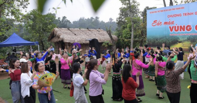 Chuyển giao Làng Văn hóa – Du lịch các dân tộc Việt Nam về UBND thành phố Hà Nội quản lý từ ngày 1/7