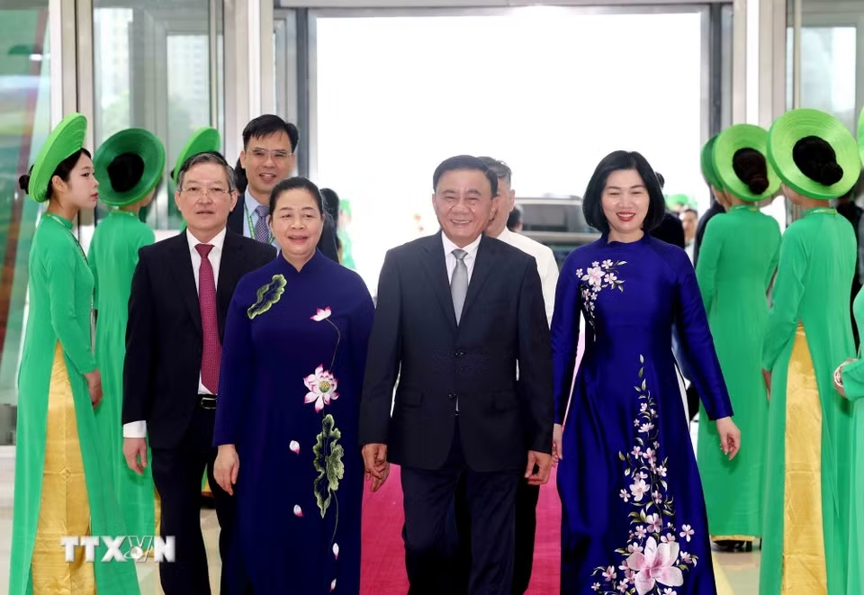 Chủ tịch Quốc hội dự khai mạc Đại hội Hội Nông dân Việt Nam lần thứ IX - 4