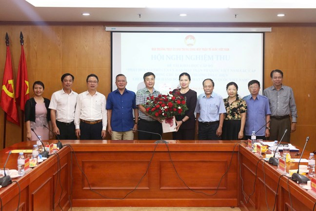 Phát huy vai trò của MTTQ Việt Nam các cấp trong chủ trì hiệp thương thực hiện Chương trình hành động - 5