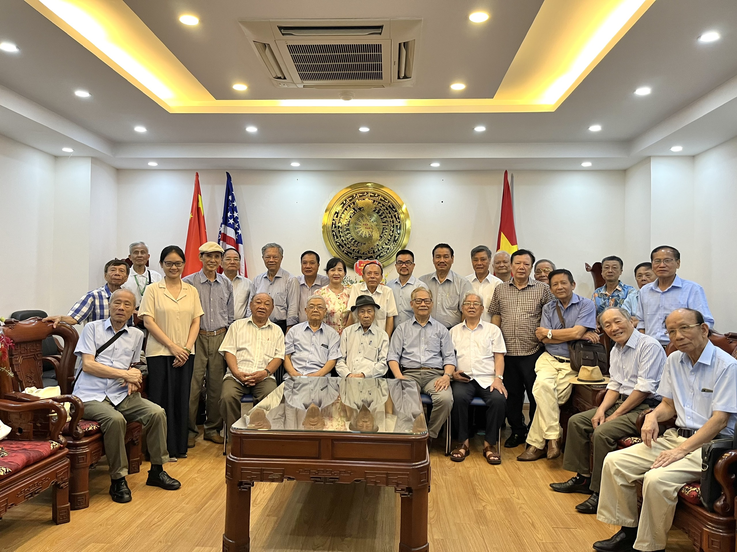 Thời báo Văn học nghệ thuật khai trương Văn phòng Tòa soạn mới - 4