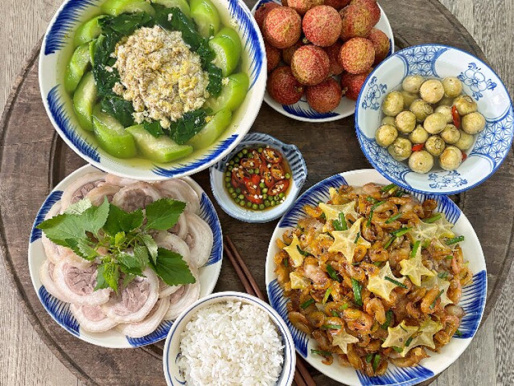 Hôm nay nấu gì: Bữa tối thanh mát, cực dễ ăn cho ngày siêu nóng