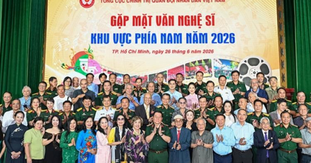 Đại tướng Nguyễn Trọng Nghĩa chủ trì gặp mặt đại biểu văn nghệ sĩ khu vực phía Nam