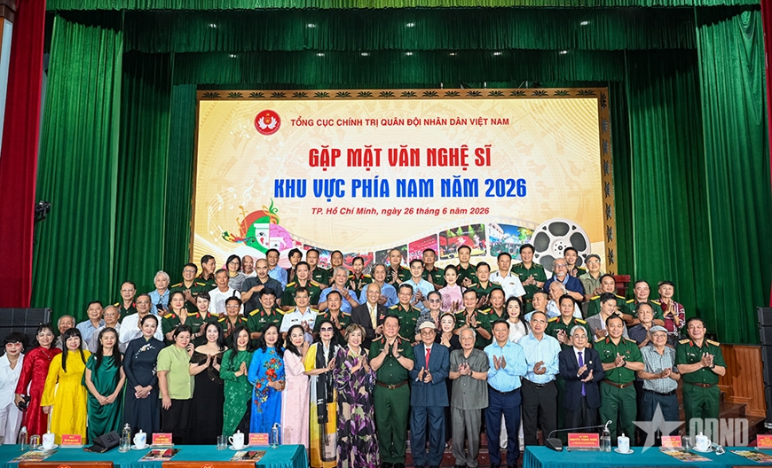 Đại tướng Nguyễn Trọng Nghĩa chủ trì gặp mặt đại biểu văn nghệ sĩ khu vực phía Nam - 6