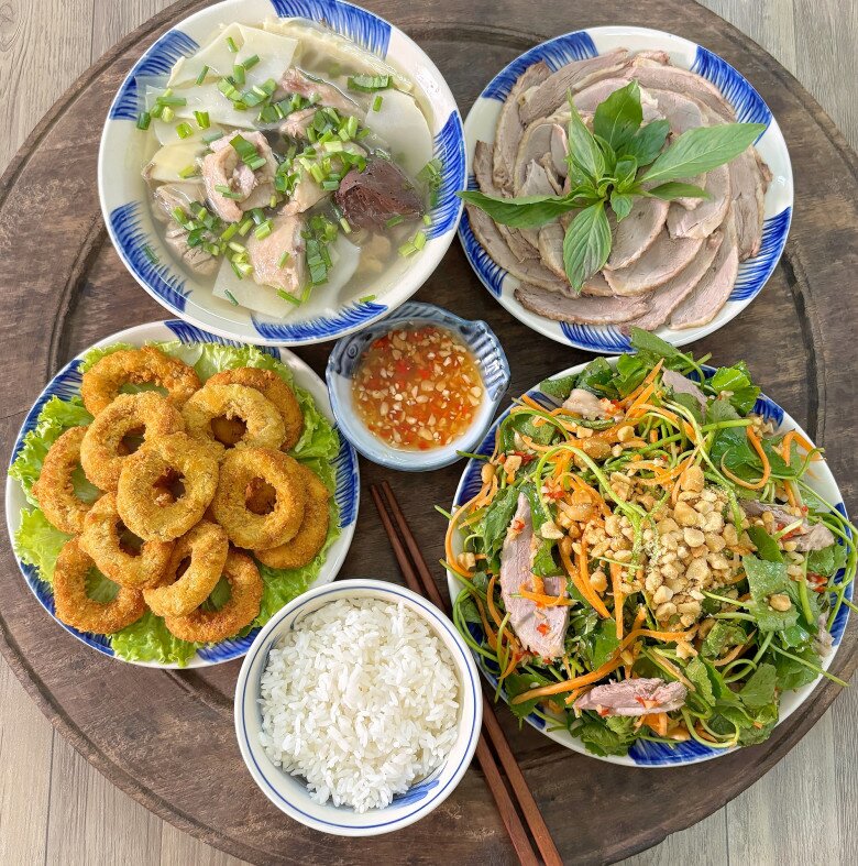Hôm nay nấu gì: Cơm tối ngon thế này ai nỡ chối từ - 1