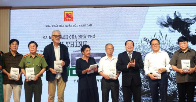Nhà thơ Hữu Thỉnh ra mắt tiểu thuyết đầu tay