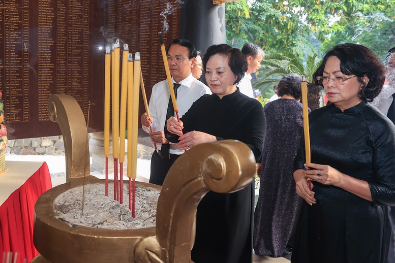 Thủ tướng Lê Minh Hưng: Bằng mọi giá, phải nỗ lực, quyết tâm cao nhất để tìm kiếm, quy tập và xác định danh tính hài cốt liệt sĩ - 10