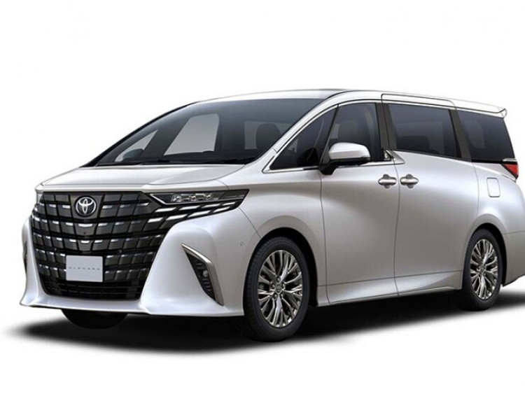 Vì sao Toyota Alphard Hybrid vẫn được giới doanh nhân săn đón?