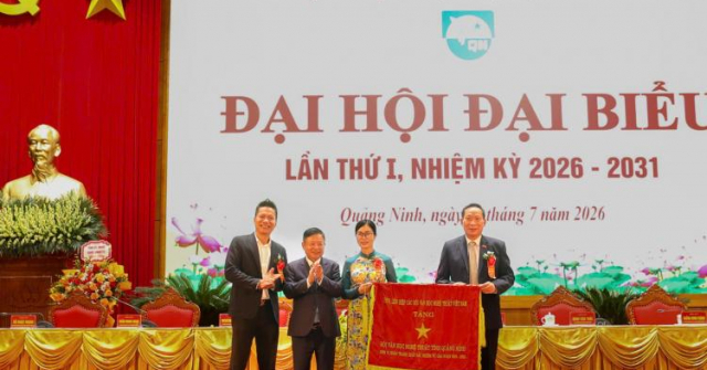 Bà Trần Thùy Liên đắc cử Chủ tịch Liên hiệp các Hội Văn học Nghệ thuật tỉnh Quảng Ninh khóa I