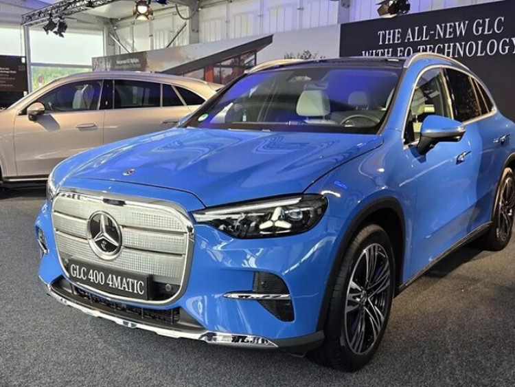 Mercedes-Benz GLC thế hệ mới nhận cọc tại Việt Nam, chạy hơn 700 km/lần sạc