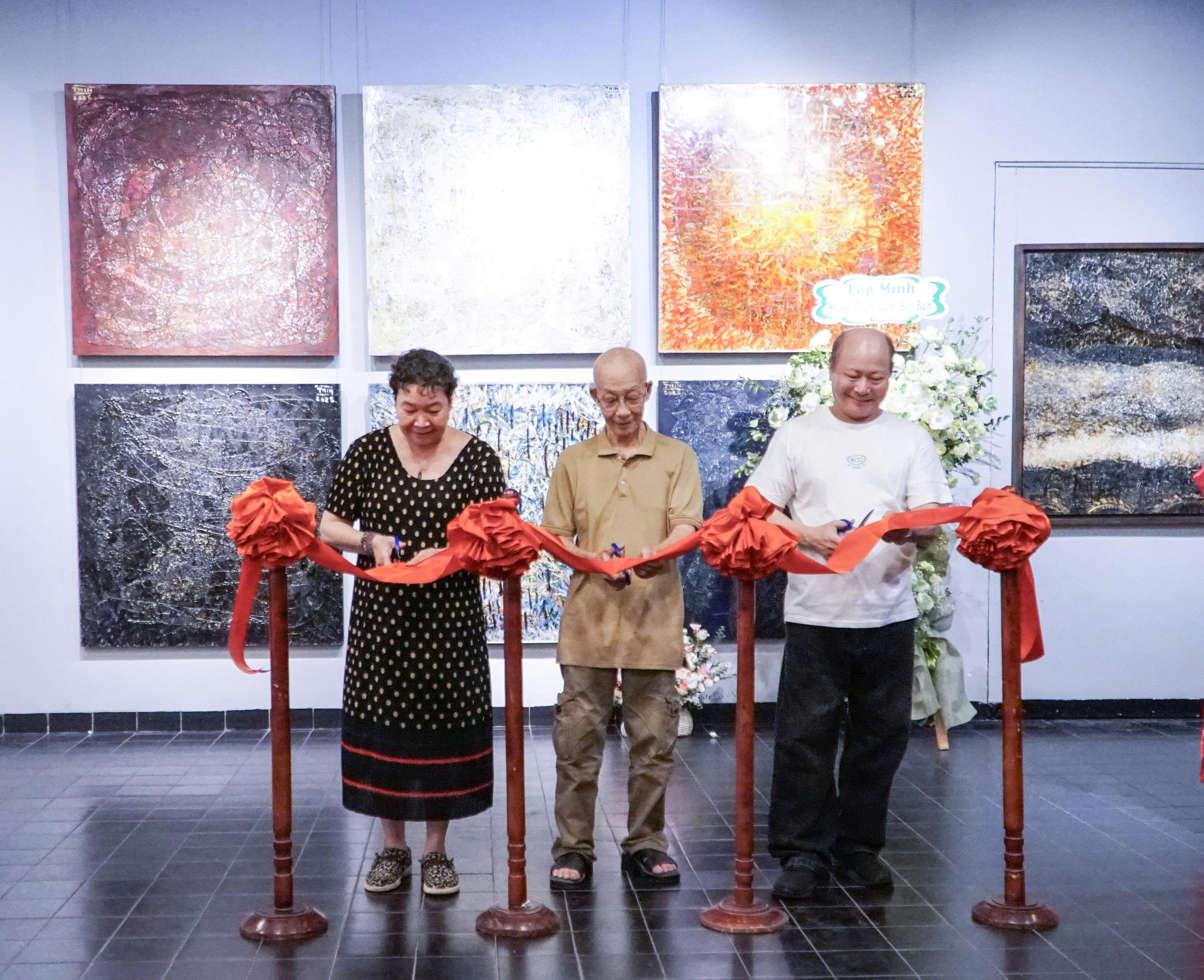 "Cùng một chặng đường" - hai phong cách, một tinh thần nghệ thuật - 1