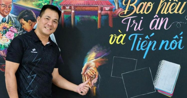 Người vẽ lại 25 năm ký ức bằng phấn màu