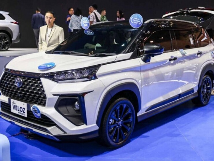 Toyota Veloz Hybrid trình làng, giá quy đổi từ khoảng 500 triệu đồng