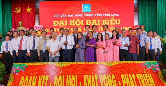 Ba dòng sông văn nghệ hợp lưu thành một dòng lớn