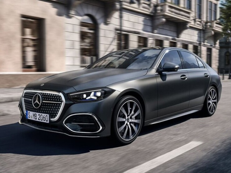 Mercedes-Benz C-Class bản nâng cấp lộ diện