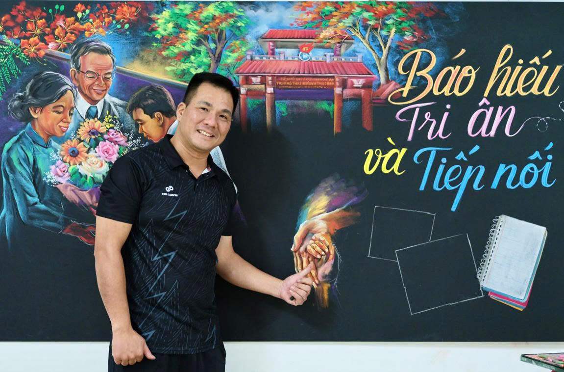 Người vẽ lại 25 năm ký ức bằng phấn màu - 1