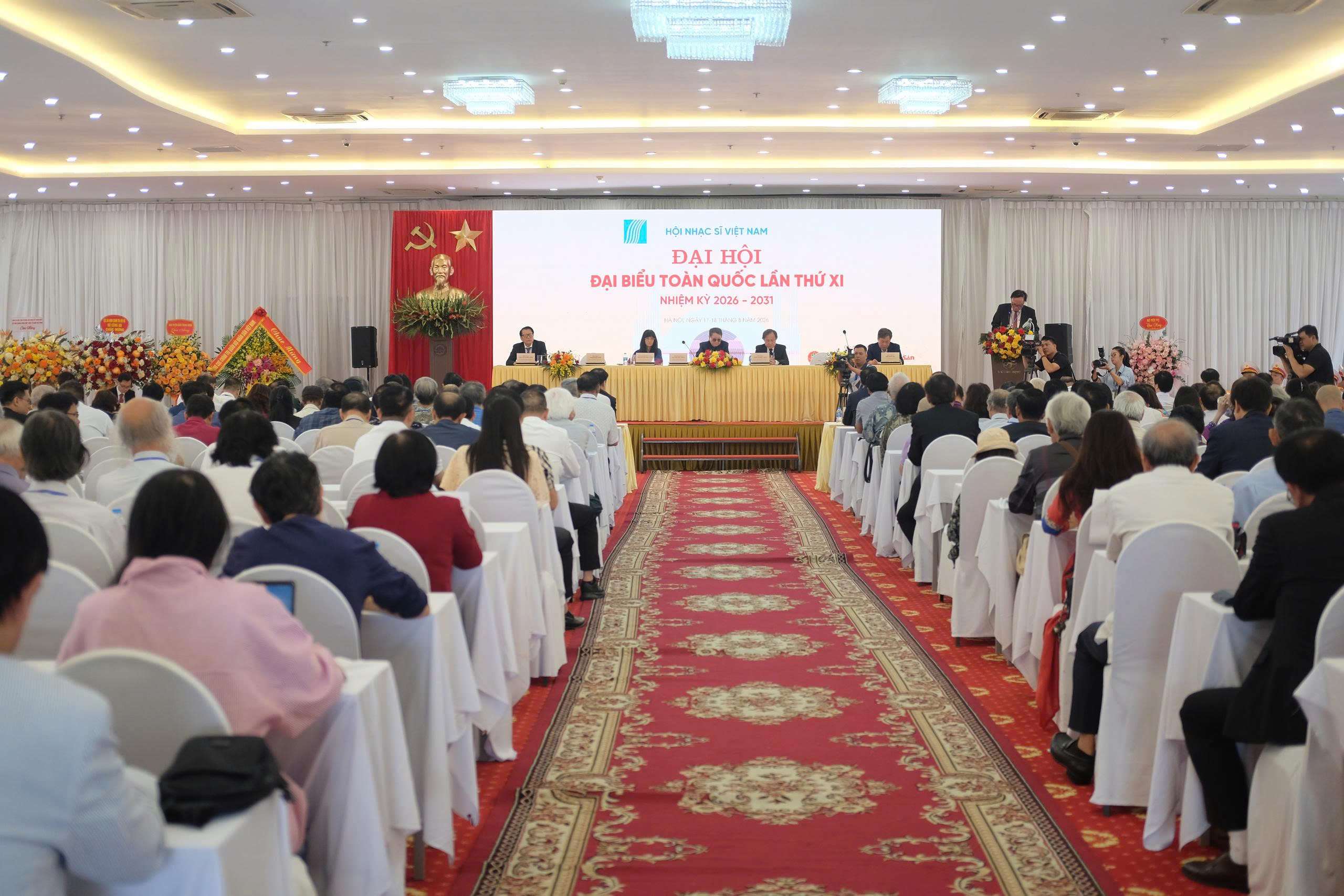 Thiếu tướng, nhạc sĩ Nguyễn Đức Trịnh đắc cử Chủ tịch Hội Nhạc sĩ Việt Nam nhiệm kỳ XI - 1