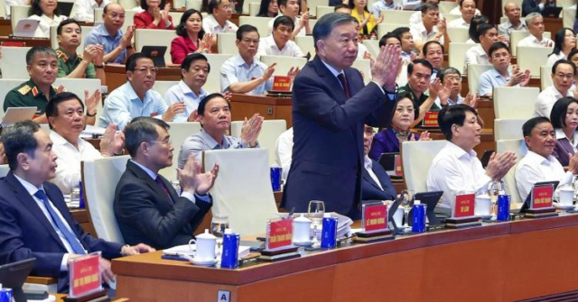 Các đồng chí lãnh đạo Đảng, Nhà nước dự Hội nghị quán triệt, triển khai thực hiện một số nghị quyết, chỉ thị của Bộ Chính trị