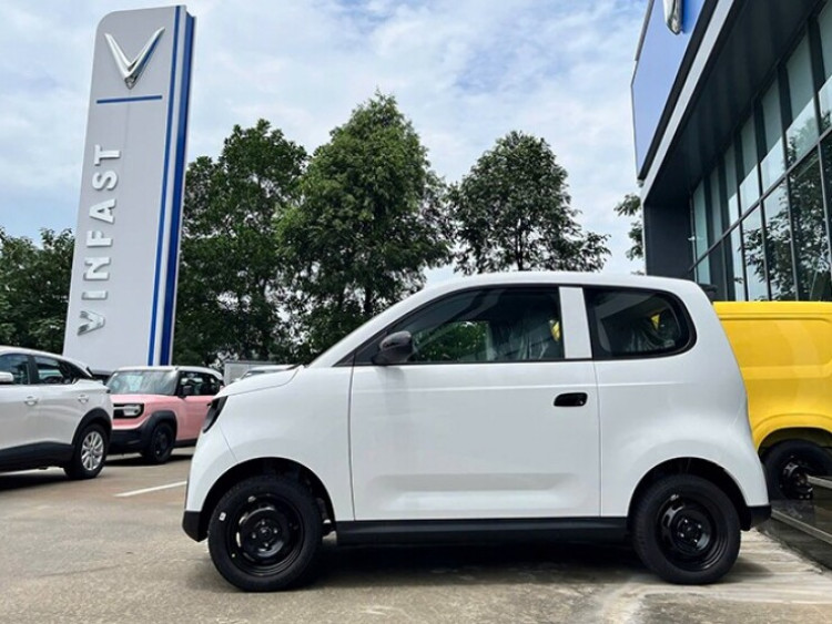 Ảnh thực tế VinFast VF 2 giá 188 triệu đồng tại đại lý