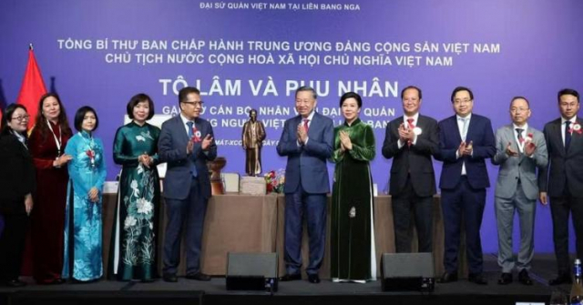 Tổng Bí thư, Chủ tịch nước mong doanh nhân người Việt tại Nga tiếp tục là hạt nhân thúc đẩy hợp tác hai nước