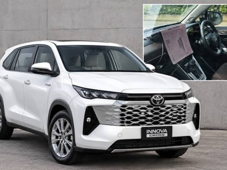 Toyota Innova Cross 2027 tiếp tục lộ diện với màn hình 12,3 inch bên trong nội thất