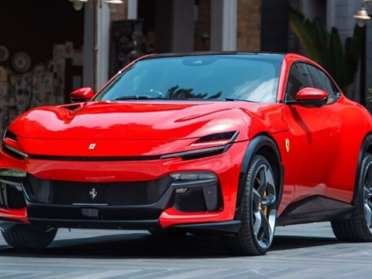 Đây là mẫu siêu SUV Ferrari Purosangue đầu tiên lăn bánh tại Việt Nam